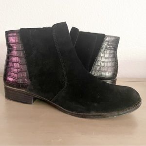 Naturalizer black ankle bootie size 8